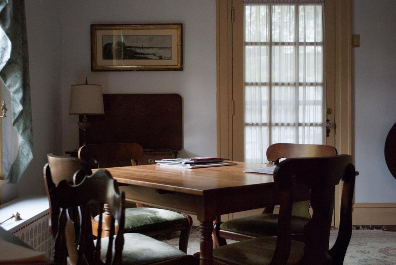 Colonial Capital B&B ウィリアムズバーグ エクステリア 写真